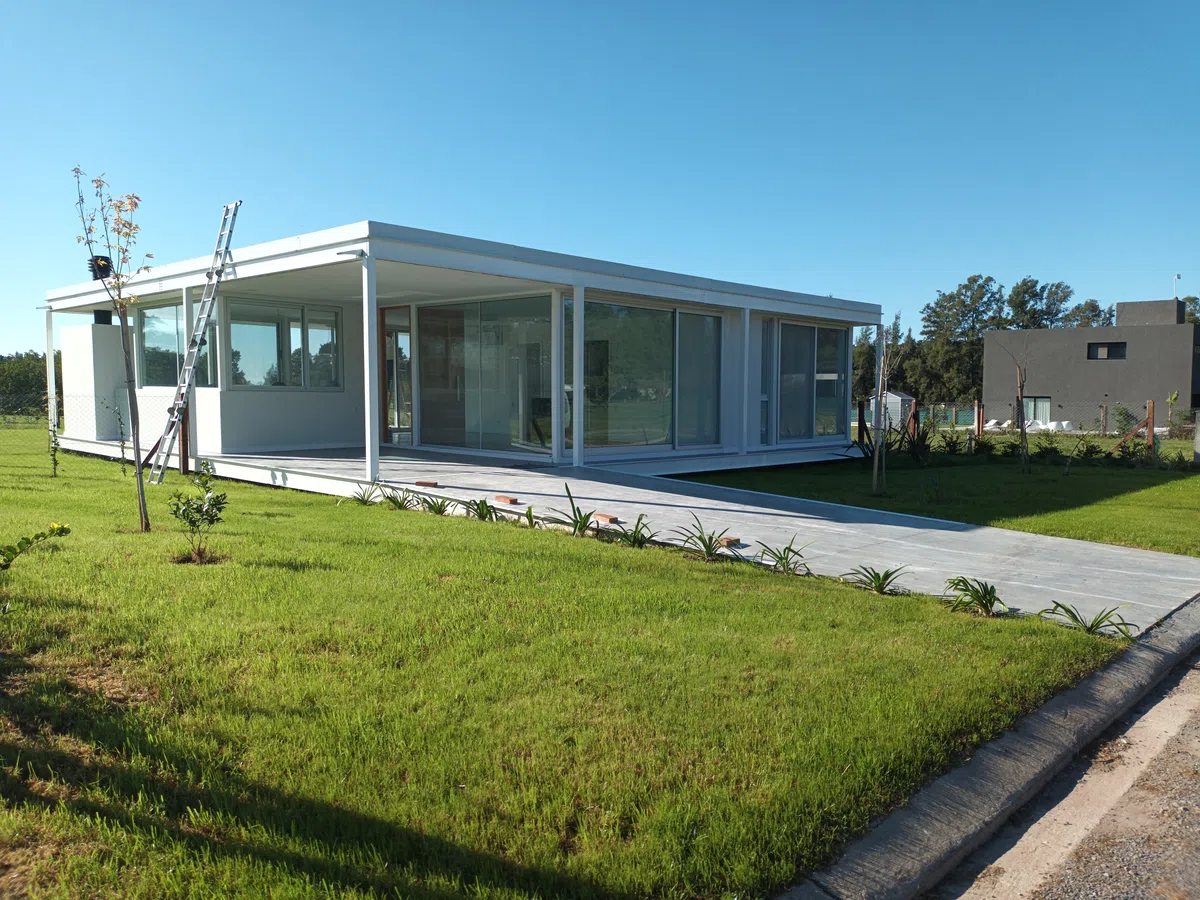 Casa Pitaro — obra metálica