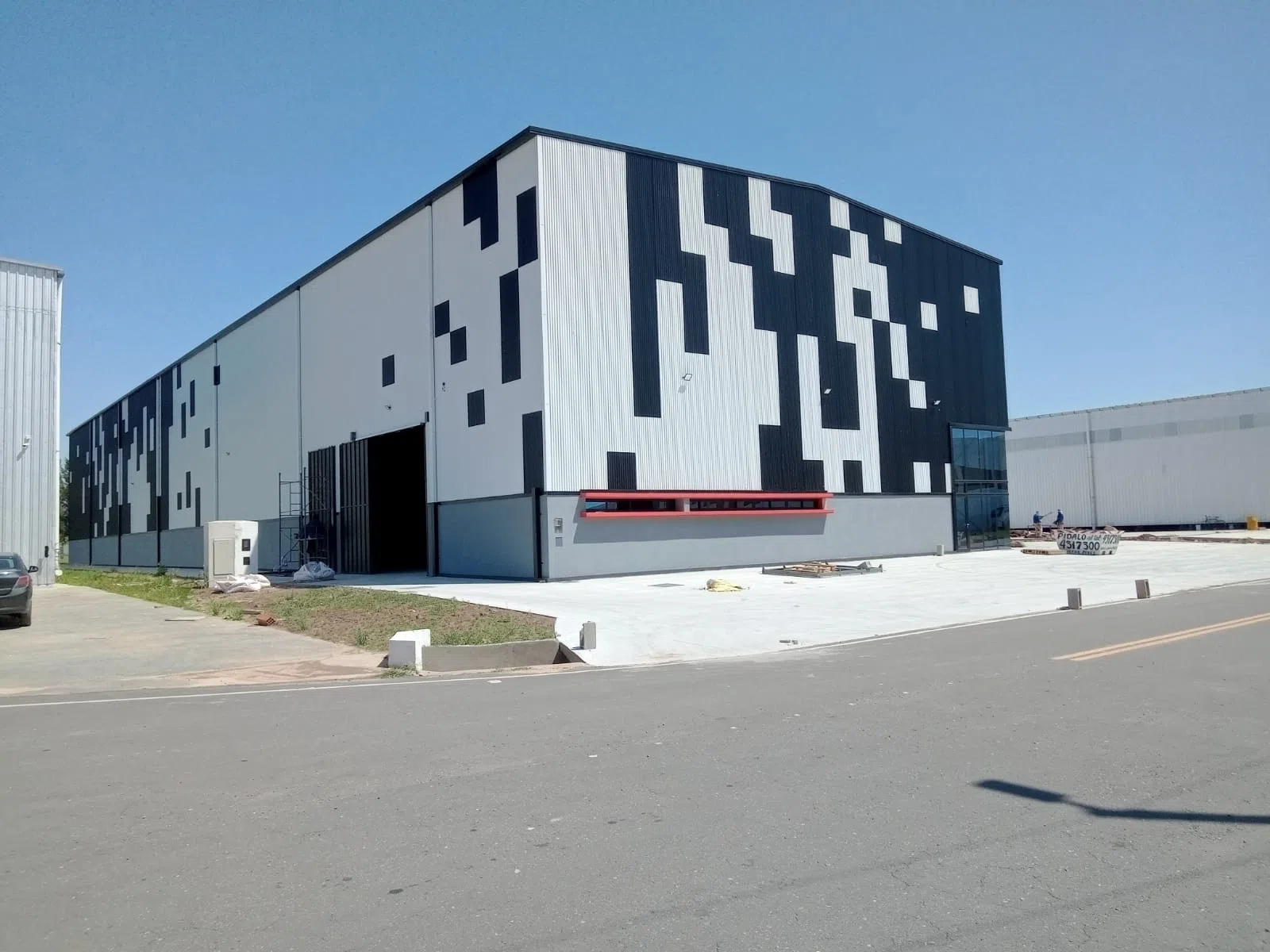 Cristal Rock II — Nave 22x80m altura 12m PIM Rosario